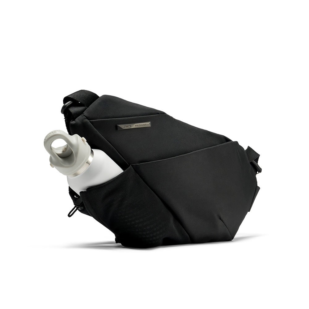 NIID FINO V Ultra-Slim Tech Right-Handed Sling Bag (2.5L)
