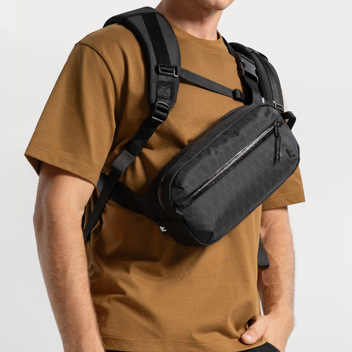 tomtoc Aviator X-Pac Sling Bag Large (3.5L) - T35