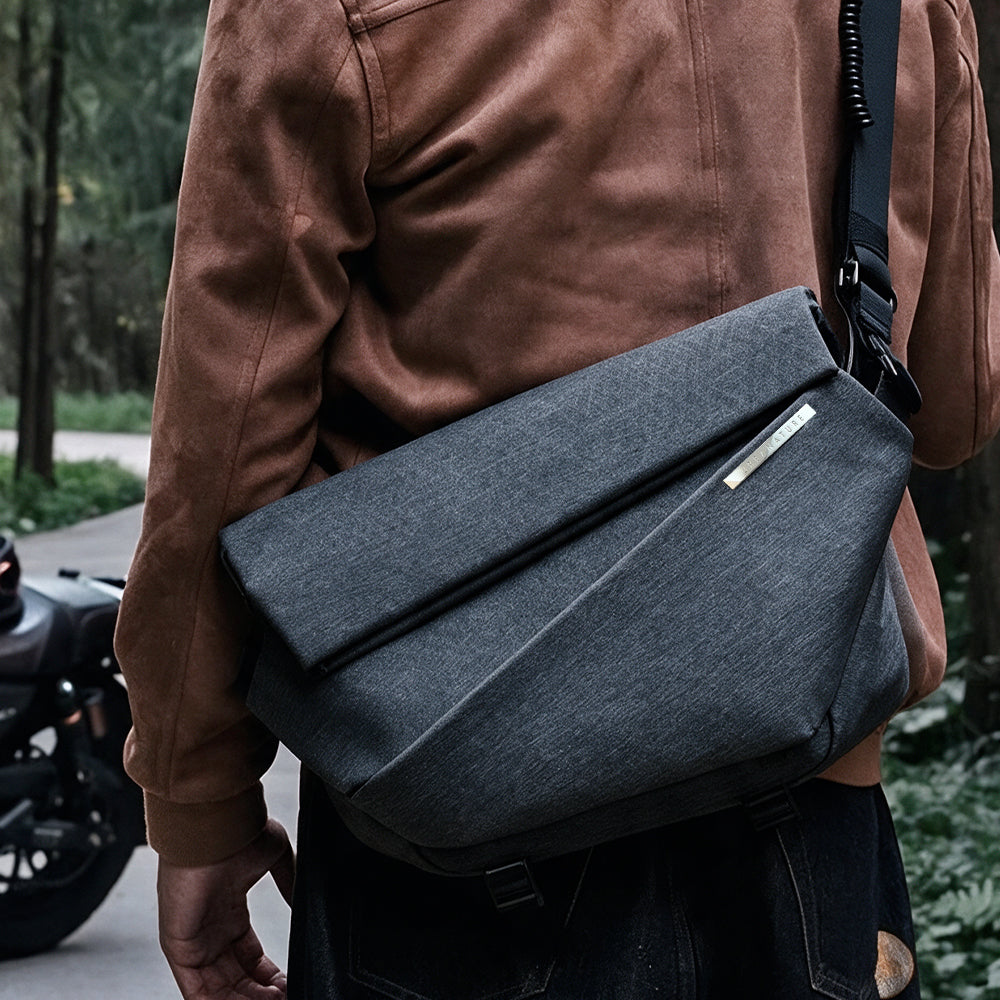 NIID Radiant R1 Mega Sling Bag (7L - 9L)