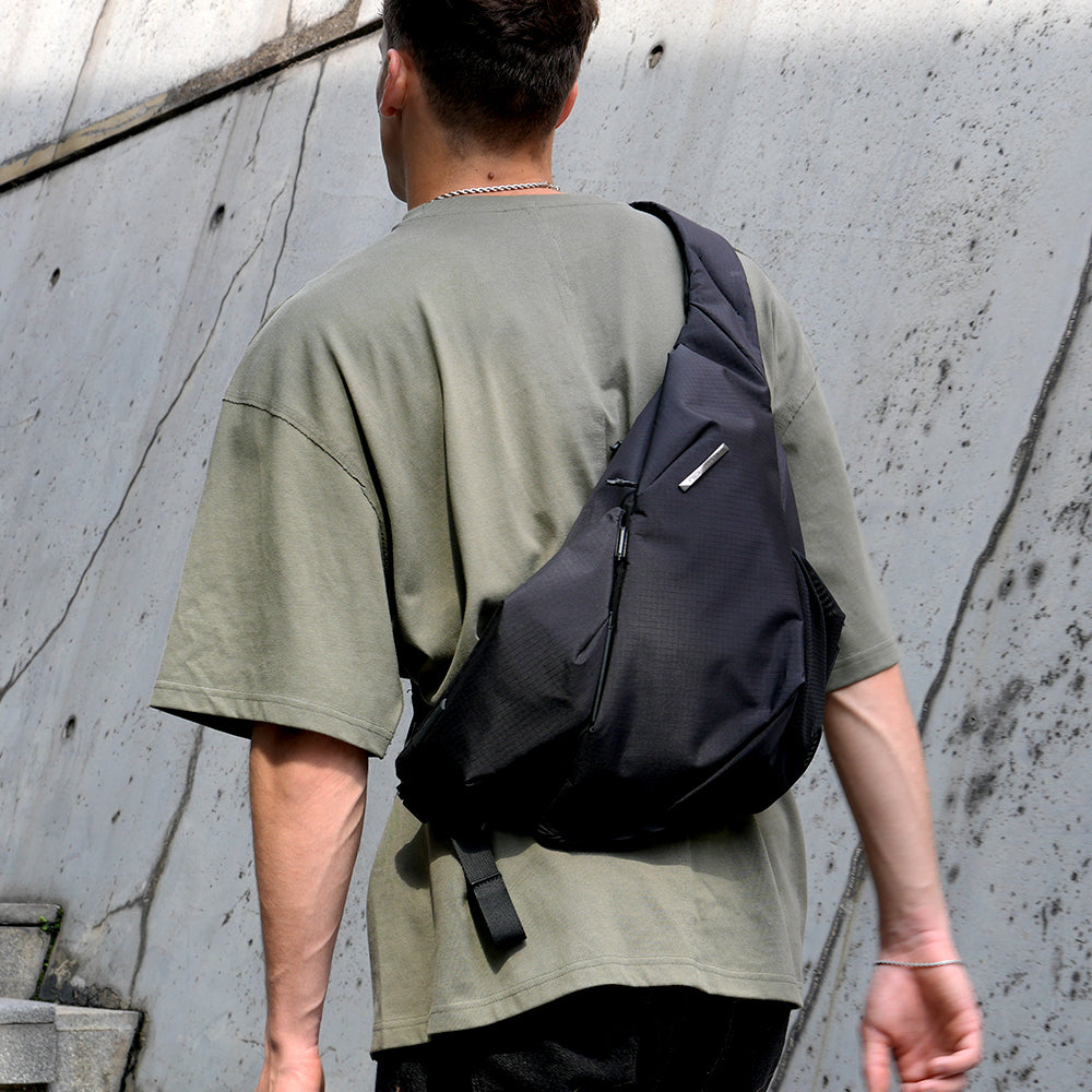 NIID Radiant R2 Sling Bag (5.5L)