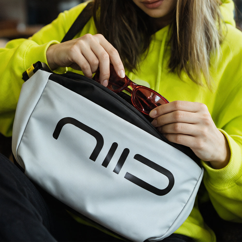 NIID Statement S4 Sling Bag