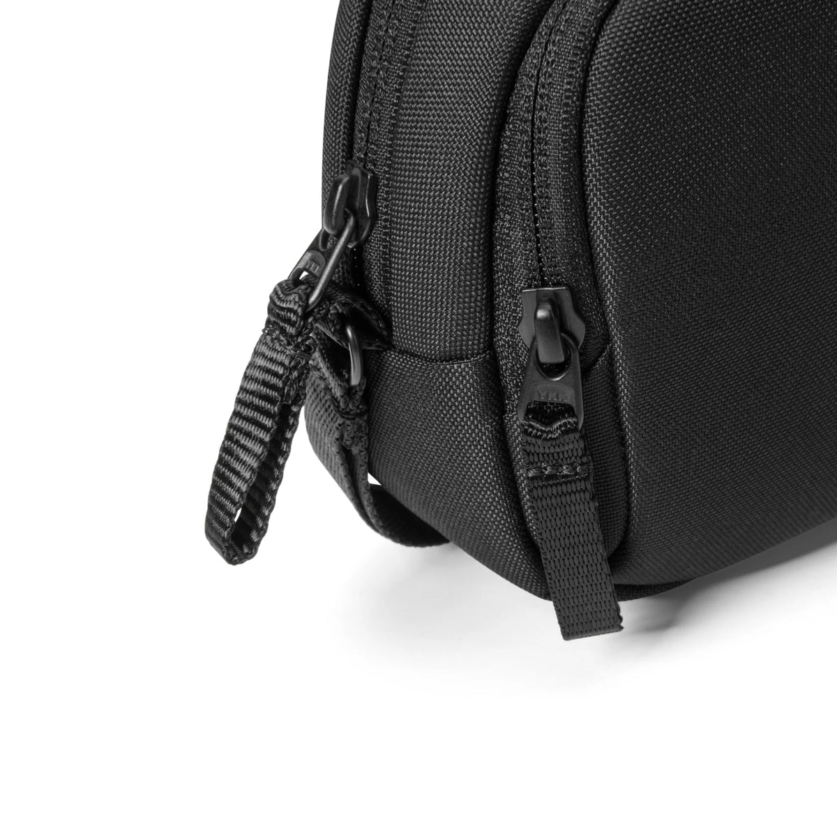 tomotc T12M1 organiser pouch with a strap on a white background