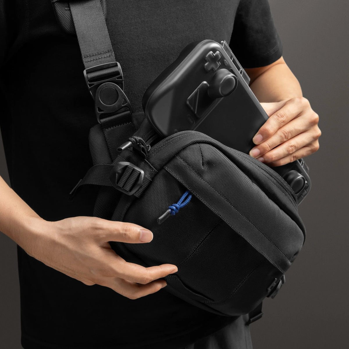 tomtoc Wander Daily Sling Bag (5.5L) - T26 in black