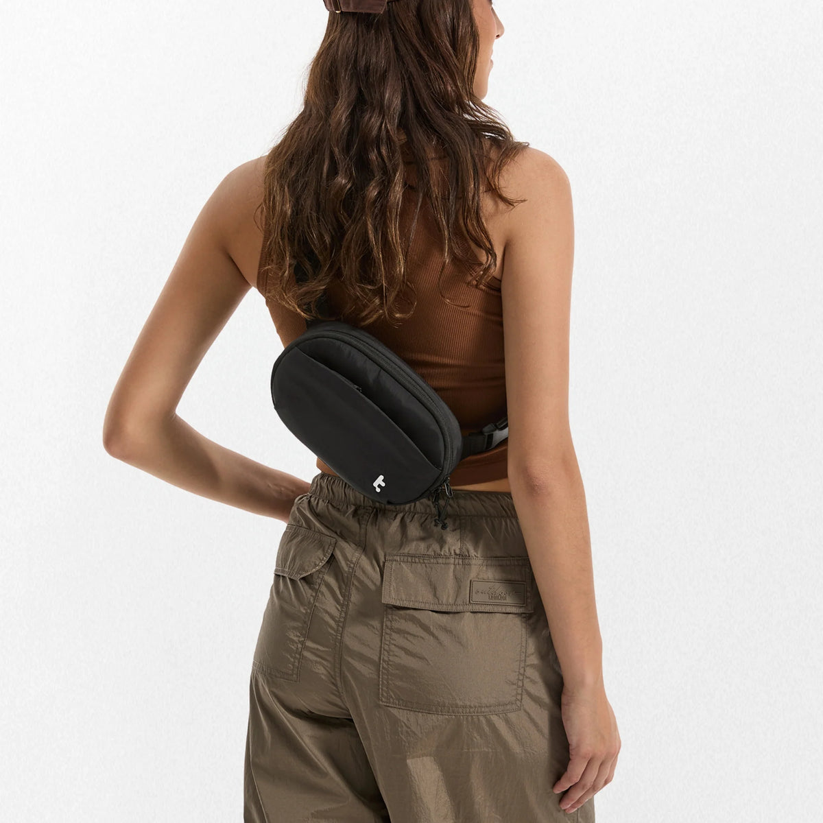 tomtoc women Slingbean Belt Bag (1.5L) - T32S1 in black colour