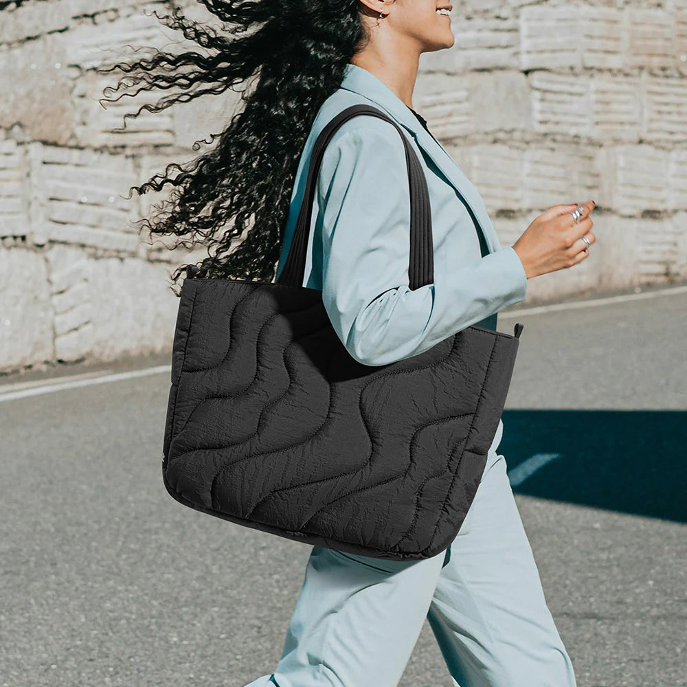 Terra Puffy Laptop Tote Small (10L) - T38S1D1 lifestyle