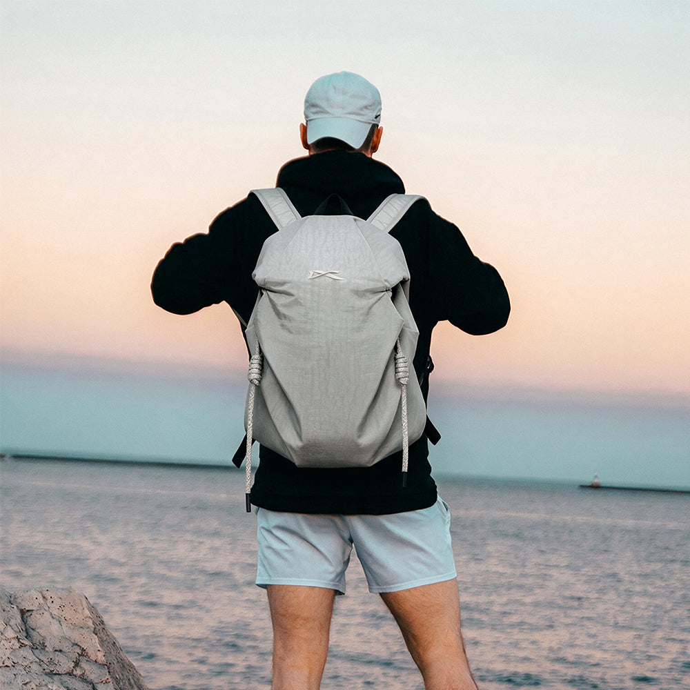 NIID VIA Expandable Backpack (9L - 28L)